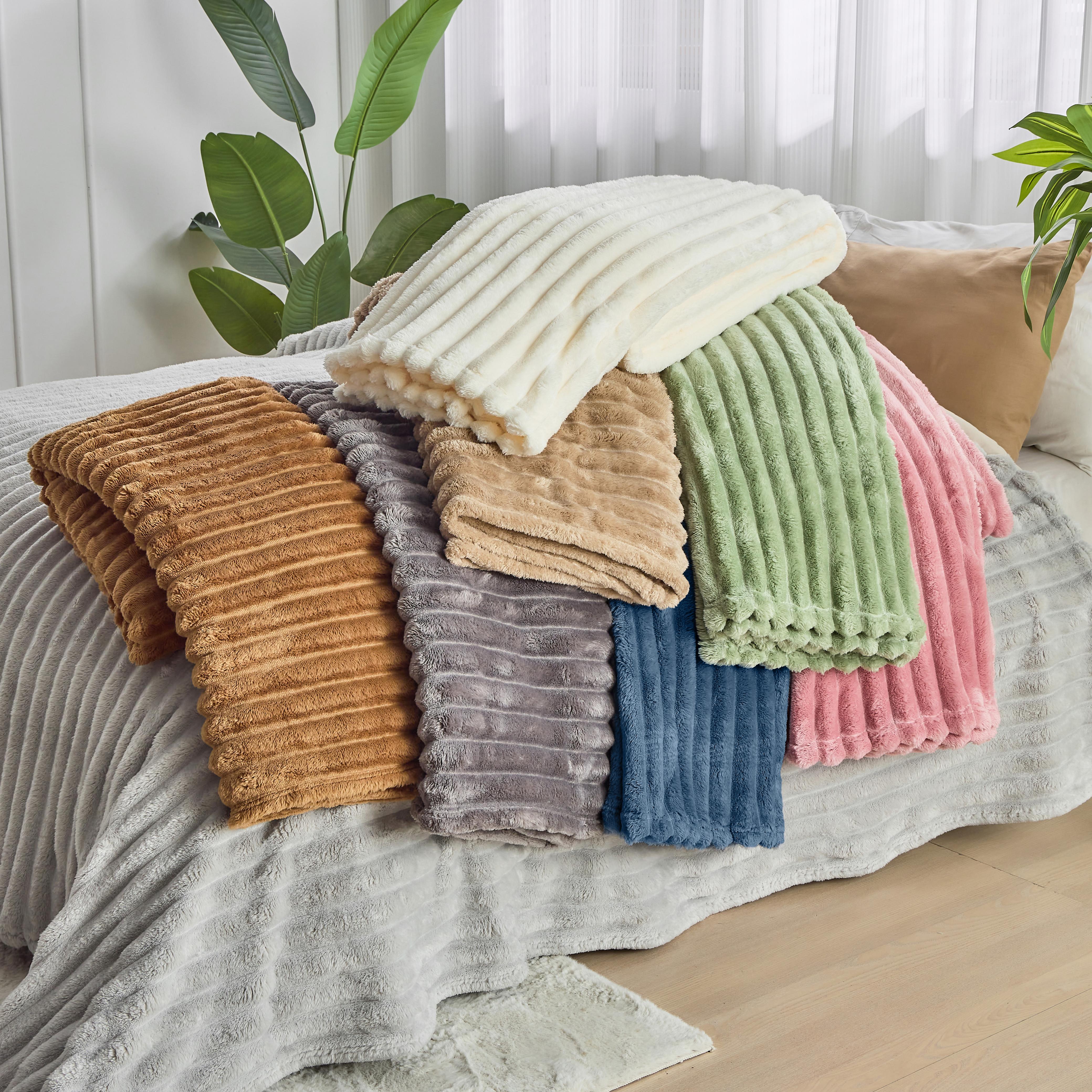 The Original Fleece Blanket (B1G1) - Image 3