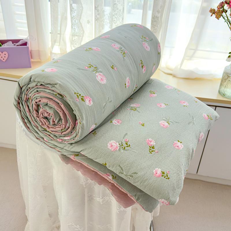 The Rose Blanket - Image 12
