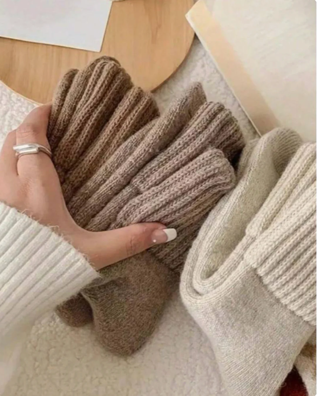 The Knitted Fleece Socks - 5 Pairs Pack - Image 3